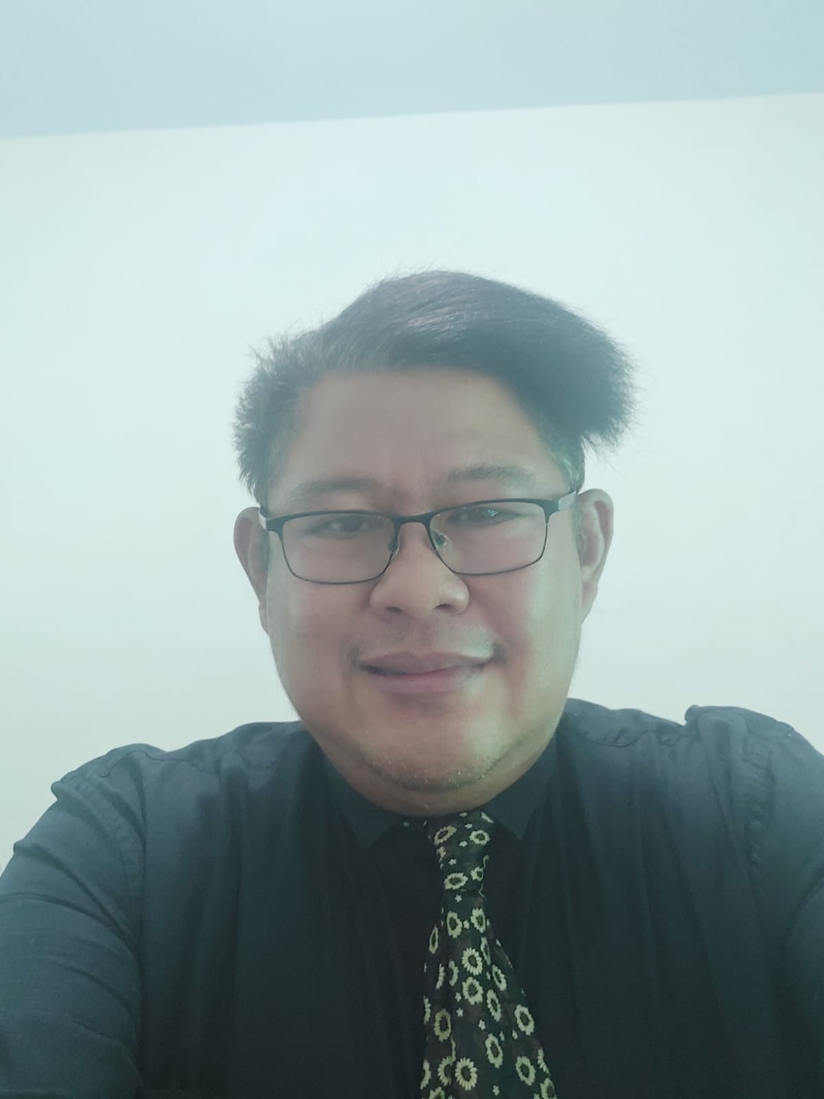 Foto Prof. Dr. Purwo Susongko, S.Pd., M.Pd.